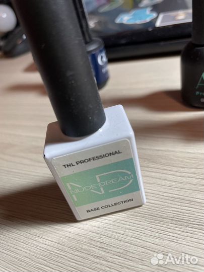 LED лампа для маникюра и лаки