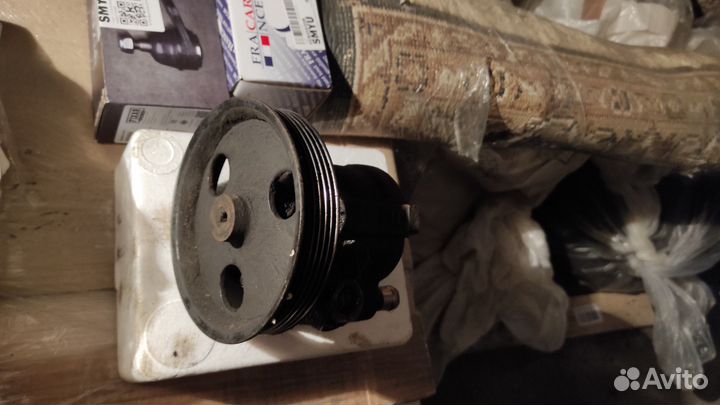 Насос гидроусилителя руля renault