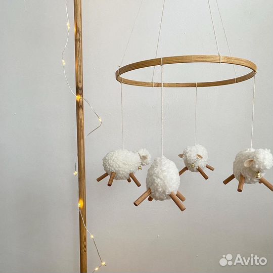 Мобиль на кроватку ручной работы