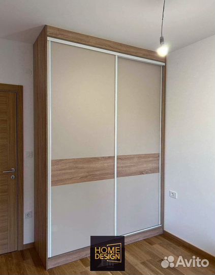 Шкаф купе с зеркалом