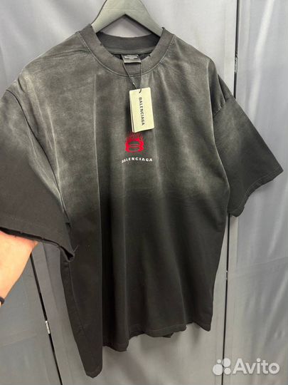 Balenciaga футболка оверсайз (новая коллекция)