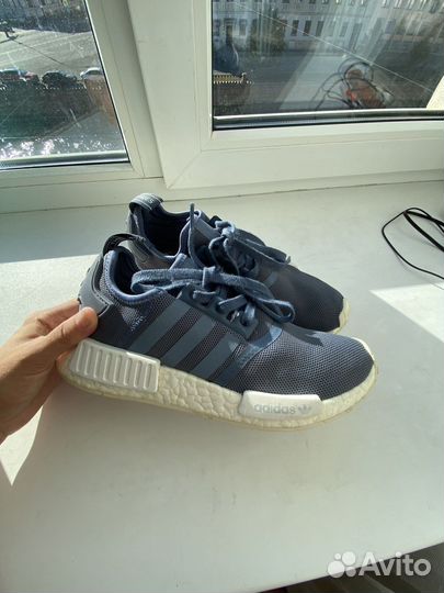 Кроссовки adidas nmd r1 original 40,5