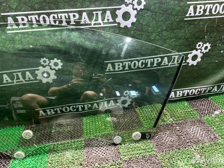 Стекло двери переднее левое Lexus Rc 2014-2023