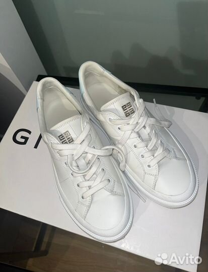 Givenchy кеды