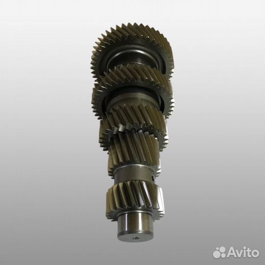 Вал промежуточный правый в сборе на кпп ZF Traxon