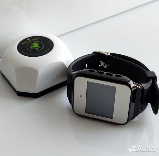 Кнопка вызова официанта, часы-пейджер персонала