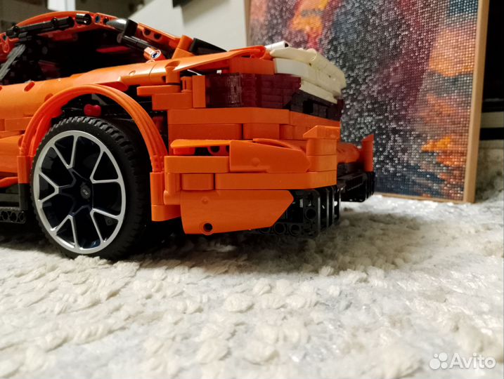 Продаётся машина lego Technic Audi