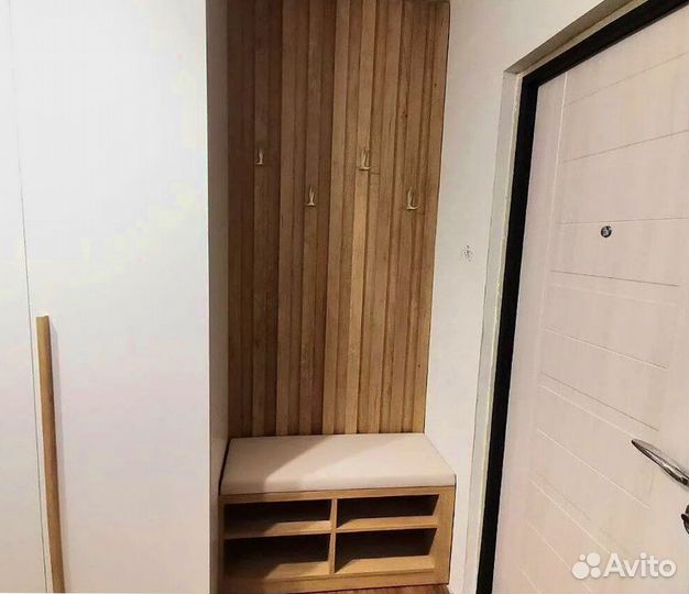 Прихожий шкаф