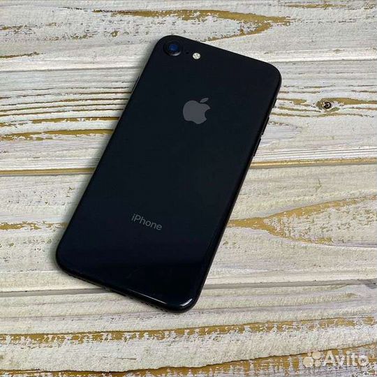 iPhone 8, 64 ГБ