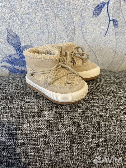 Ботинки для девочки