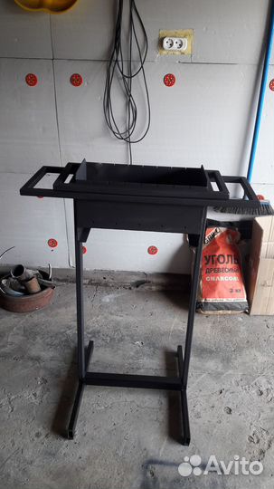 Мангал с подставкой