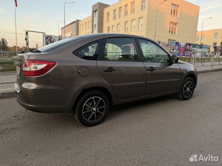 LADA Granta 1.6 AMT, 2016, 70 104 км