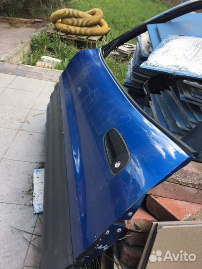 Toyota Rav 4 передняя левая дверь 1998