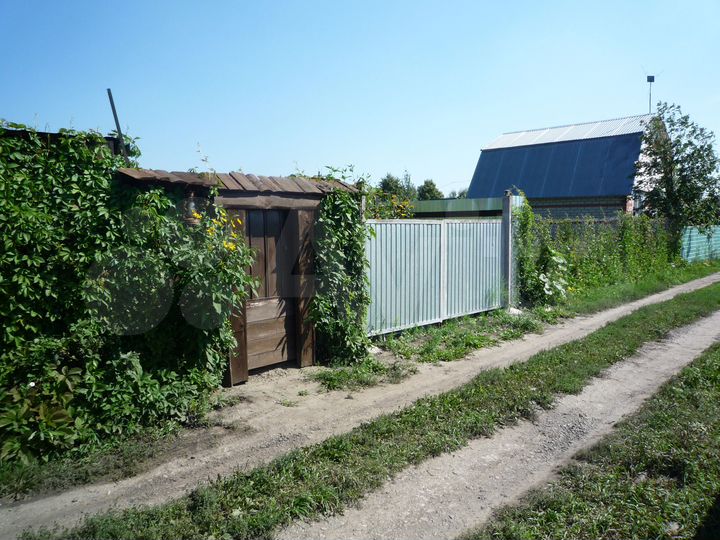 Дача 10 м² на участке 5,5 сот.