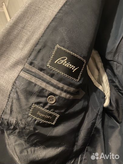 Brioni S180's Костюм