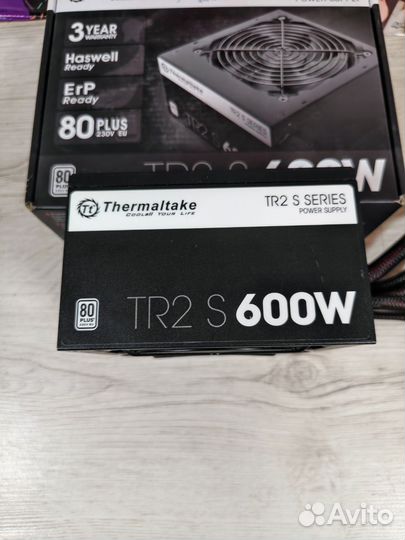Thermaltake TR2S 600W Блок питания