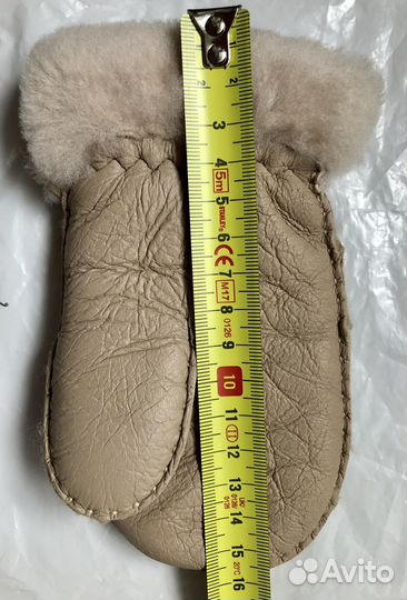 Новые детские Варежки из овчины Morozko беж