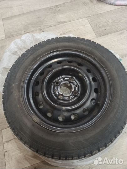 Hankook Winter I'Pike RS2 W429 R14