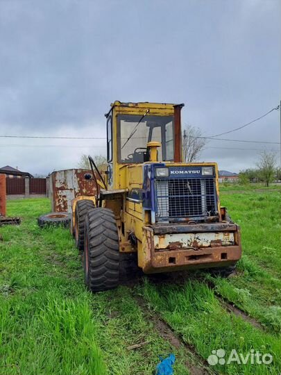 Фронтальный погрузчик Komatsu WA200, 1990