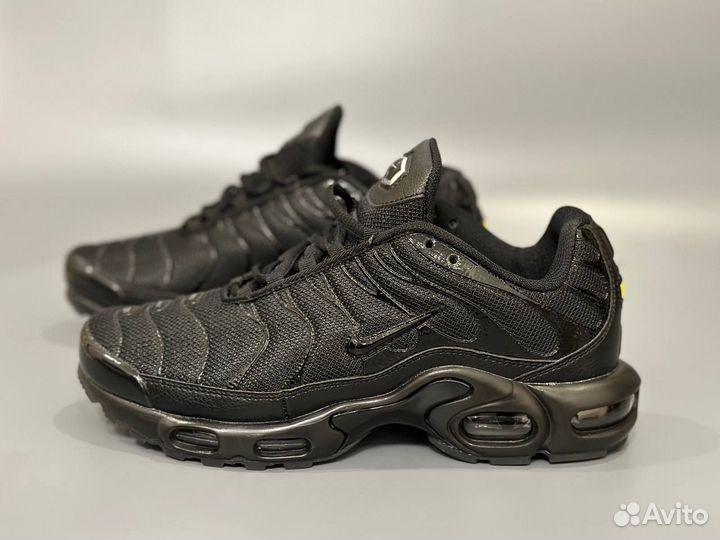 Кроссовки air max tn plus