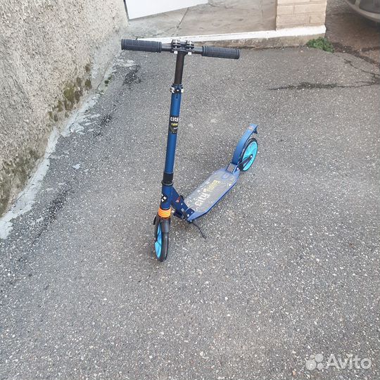 Трюковой самокат