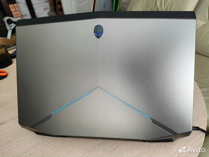 Игровой ноутбук dell alienware 17