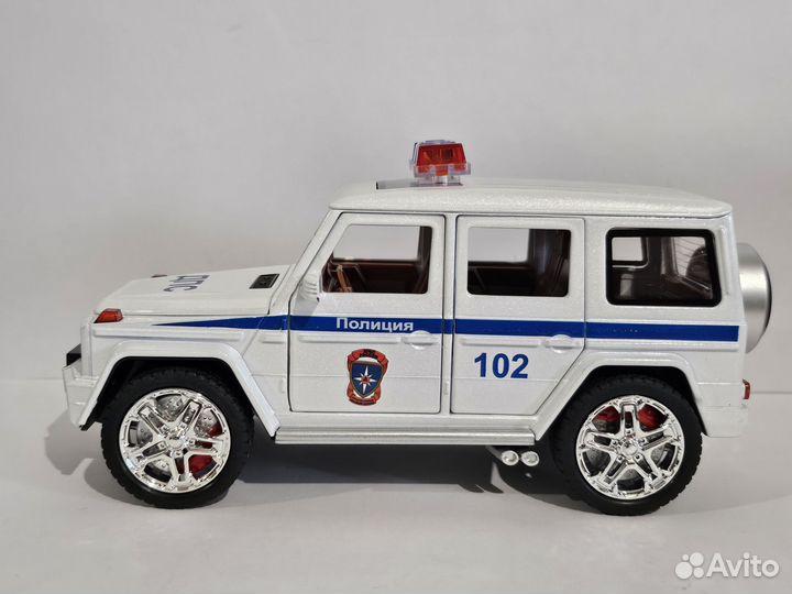 1:24 модель Mersedes GL Дпс