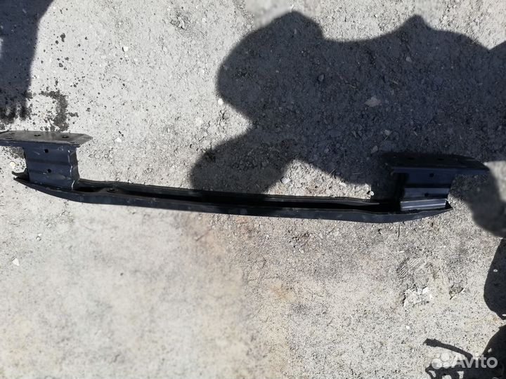 Ford Mondeo 4 (07-14) Усилитель заднего бампера