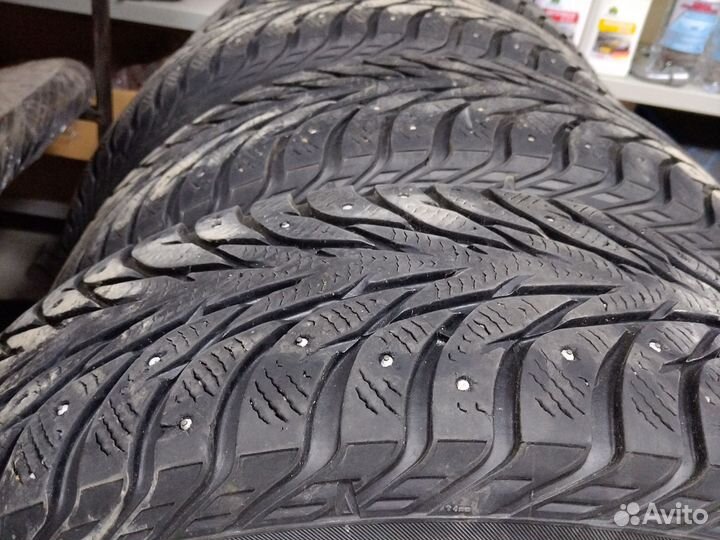 Yokohama Ice Guard Stud IG55 235/60 R18 107T