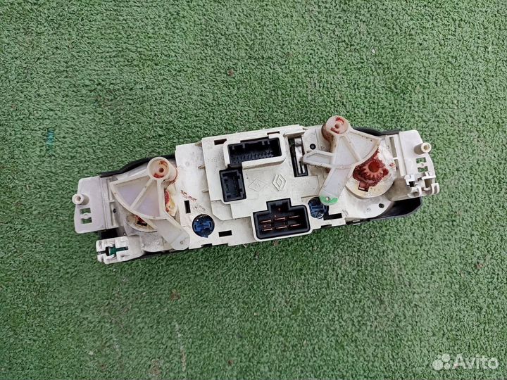 Блок управления климатической установкой Renault