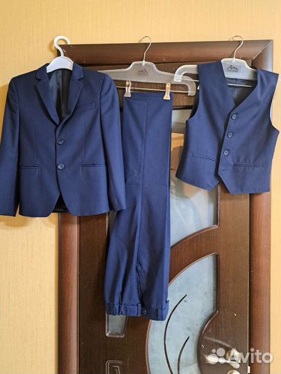 Школьный костюм для мальчика 128