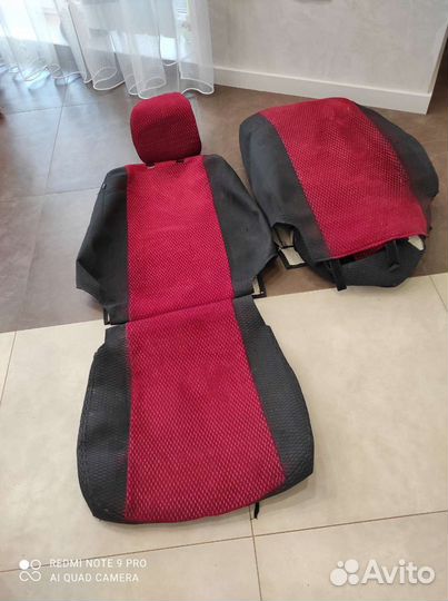 Чехлы на автомобильные сидения