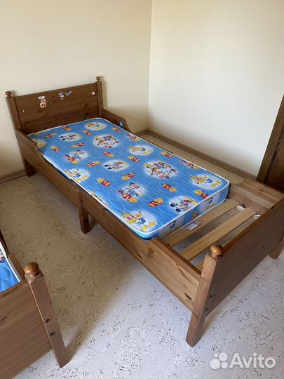 Детская кровать IKEA раздвижная сундвик с матрасом