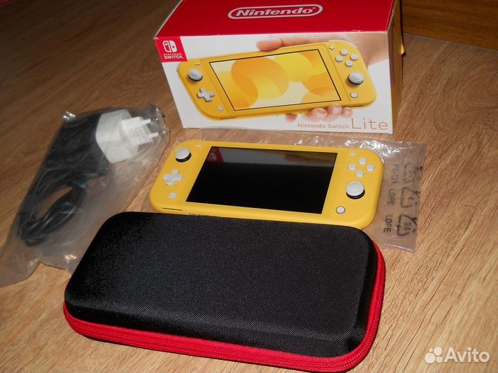 Nintendo Switch Lite (256 Гб) (Чип Прошитая)