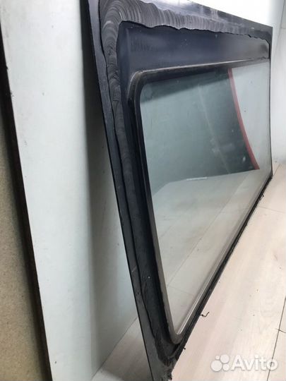 Стекло левое Mercedes Sprinter W904 OM611 2008