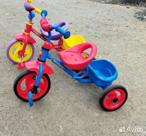 Детский трехколесный велосипед