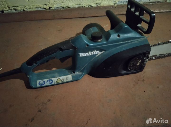 Электропила makita