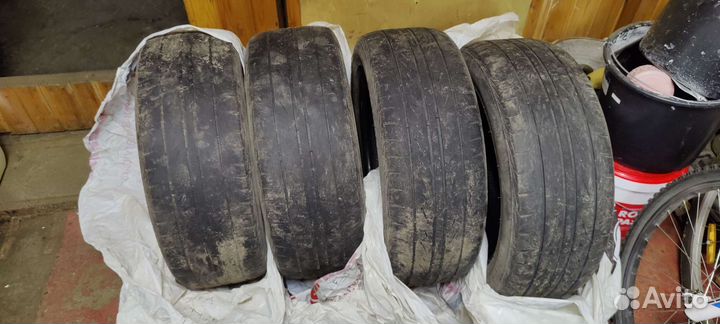 Bridgestone MY-02 Sporty Style 215/55 R17