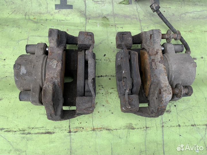 Bmw E39 Суппорт тормозной перед