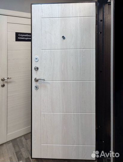 Входная металлическая дверь Ультра