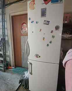 Холодильник бу no frost