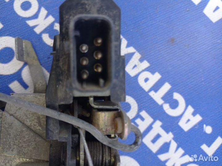 Передний правый замок двери Bmw E34 седан 1994