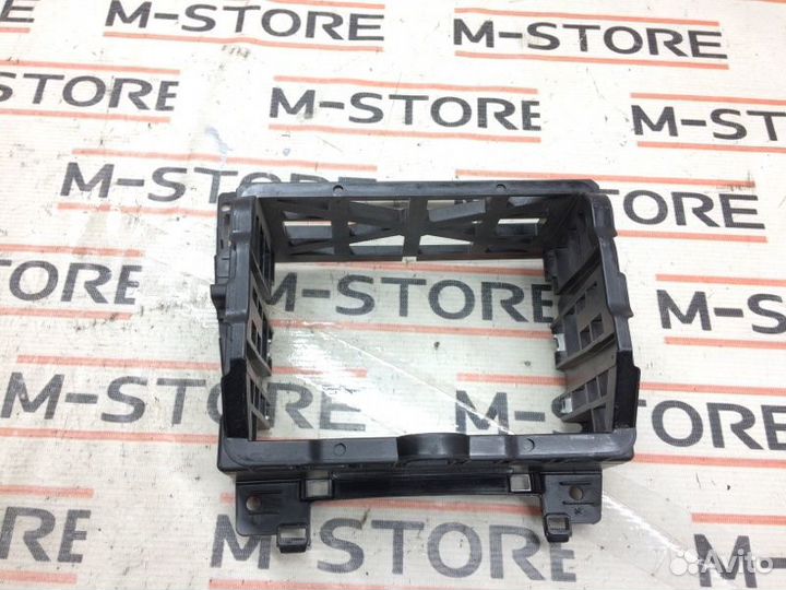 Рамка магнитолы Bmw 5-Series E60 M54B25 2003