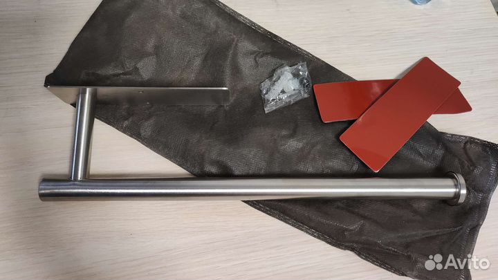 Держатель бумажных полотенец