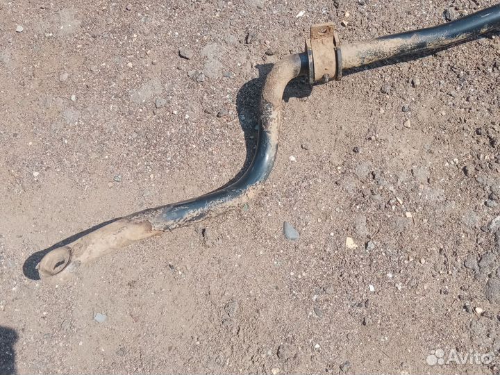 Стабилизатор передний Мицубиси Аутлендер 1 2.4 4wd