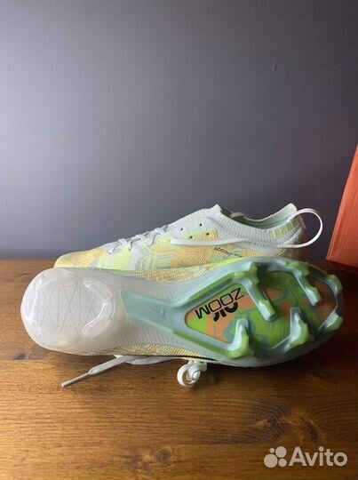 Футбольные бутсы nike mercurial