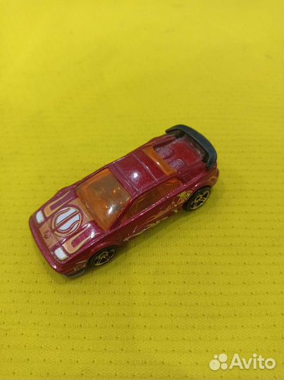 Hot wheels машинка