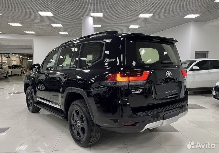 Toyota Land Cruiser 3.3 AT, 2022, 30 км