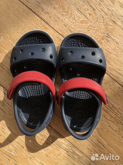Сандалии crocs c5