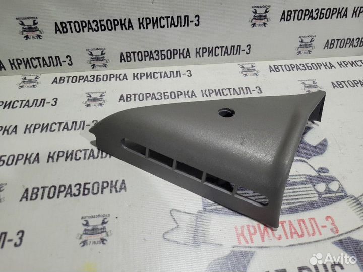 Уголок зеркала Ford Mondeo 1 / 2